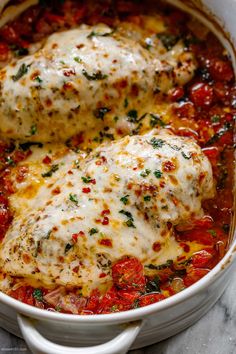 Tomato And Mozzarella Chicken, Baked Chicken Tomato Mozzarella, Fresh Mozzarella Chicken Recipe, Mediterranean Mozzarella Chicken, Garlic Tomato Baked Chicken, Chicken And Tomatoes Baked, Chicken With Crushed Tomatoes, Chicken Mozzerella Tomato Basil Bake, Mozzarella Tomato Basil Chicken