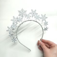 Nutcracker Sweet, Frozen Costume, Christmas Hair Accessories, How To Make Christmas Tree, Winter Fairy, Christmas Themes Decorations, Christmas Headband, Christmas Makeup, Christmas Hair