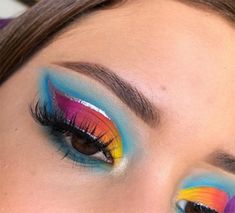 #eyeshadowpalette, #underrated_rising_mua_stars, @karlappaom, Rainbow Eyeshadow, Winged Eye Shadow, Eye Shadow, MakeUp Winged Eye Shadow, Eyeshadow Dark Skin, Rainbow Eye Shadow, Star Eyeshadow, Rainbow Eyeshadow, Eye Makeup Eyeshadow, Eye Shadow Makeup, Winged Eye, Rainbow Eyes