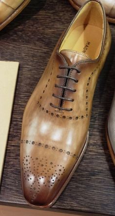 Luxury Western Style Two Tone Shoes,Handmade Cap Toe Leather Brogue Lace Up Cheap Price Sale Shoes For Men sold by Handmade Envy on Storenvy Two Tone Shoes, Guy Code, Gentleman Shoes, Bespoke Shoes, Leather Brogues, Shoes Handmade, High Life, Hot Shoes, Classic Shoes