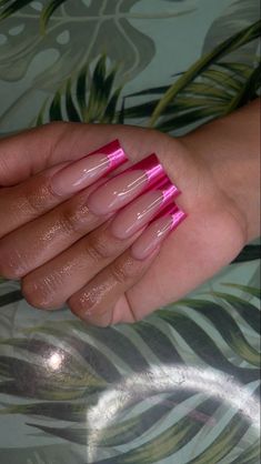 Coffin Acrylic Nails Y2k, Pink Iridescent French Tip Nails, Short Acrylic Toes, Magenta Prom Nails, Toes Acrylic Nails, Chrome Pink French Tip Nails, Pink Chrome Nails French Tip, Pink Nail Designs Square, Short Nails 2023 Trends Spring