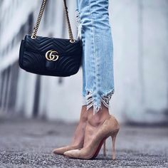 @lucyswhims ❤️ Jean Diy, Frayed Jeans, Jeans Diy, Formal Casual, Luxury Shoes, Diy Fashion, Look Fashion, Casual Chic, Christian Louboutin