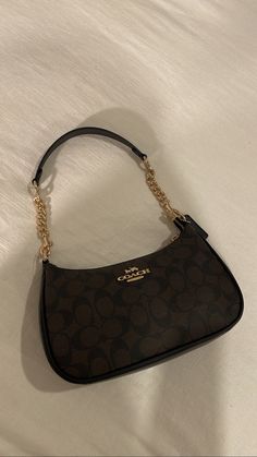 Purses For Hoco, Cute Black Handbags, Shoulder Purse Aesthetic, Coach Side Bag, Coach Small Shoulder Bag, Coach Handbags Aesthetic, Pretty Bags Aesthetic, Cute Shoulder Bags Purses, Coach Nolita 19 Aesthetic