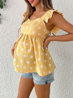 Maternidad Blusa Con Estampado De Cuadros Y Margaritas Con Volante En La Sisa Amarillo Bohemio  Manga capa Tela tricotada Floral,Guingán,Plantas,Estampado Integral Top No-Elástico Verano Maternity Clothing, size features are:Bust: ,Length: ,Sleeve Length: Maternity Tops Summer, Maternity Blouses, Stylish Maternity Outfits, Pregnancy Looks, Maternity Blouse, Bump Style, Stylish Maternity