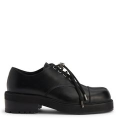 Leather lace-up derbies with stopper, aglets with inlay and one-piece rubber sole. Back Bag, Back Women, Pumps Flat, Flat Boots, Leather Lace, Shoe Sale, Leather And Lace, Giuseppe Zanotti, Derby