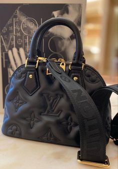 Tas Lv, Trendy Purses, Foto Baby, Girly Bags, Black Handbag