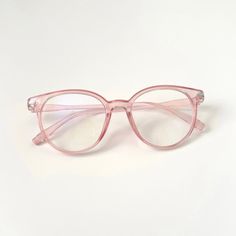 Nwot - New Without Tags Blue Light Glasses Translucent Pink One Size Lightweight Light Pink Accessories, Light Pink Glasses, Pink Glasses Frames, Piggy Characters, Characters Outfits, Pink Glasses, Cute Glasses, Blue Light Glasses, Pink Accessories