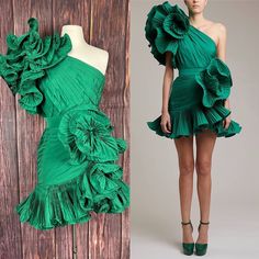 Elie Saab Ruffled One Shoulder Mini Dress Green Side Zip Poly Silk This Is A Size 36 / Fits Like A Xs Runway Couture Silk Blend Big Adjustable Ruffles Pit To Pit: 15" Waist: 12.5" Inseam: 33' Great Condition ! Green Ruffled Evening Mini Dress, Green Ruffled Mini Dress For Evening, Fitted Green Ruffle Mini Dress, Fitted Green Mini Ruffle Dress, Chic Green Mini Dress With Ruffles, Green Pleated Cocktail Mini Dress, Green Pleated Mini Dress For Cocktail, Fitted One-shoulder Dress With Folds, Green Silk Midi Dress With Ruffles