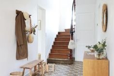 the hallway is clean and ready to be used as a place for sitting or relaxing