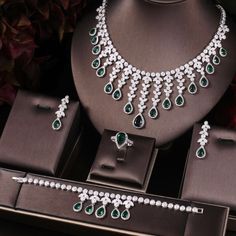 Luxury Gemstone Bridal Necklace For Festive Occasions, Luxury Wedding Necklace For Festive Occasions, Luxury Hand-set Bridal Necklace For Wedding, Luxury Multi-stone Bridal Necklace For Wedding, Luxury Multi-stone Bridal Necklace For Festive Occasions, Womens Jewelry Trends, Diamond Jewelry Set, Crystal Wedding Jewelry