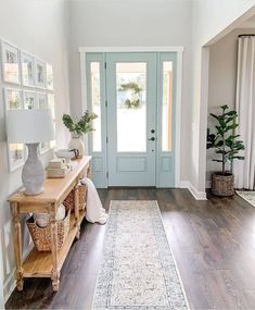 the entryway is clean and ready for us to use as an entrance way in this home