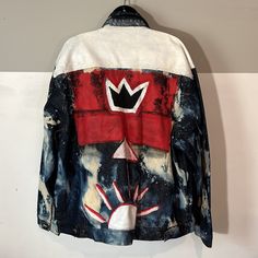 1990’s Hedz Up Custom Painted Denim Jacket Basquit Crown Image - Xl - Jean Michel Basquiat's Crown - Heavy, Quality Denim Made In South Africa Size: Xl Condition: Newnever Worn Pit To Pit: 27” Length: 30” Diy Custom Jean Jacket, Batwing Jacket, Custom Jeans Diy, Crown Images, Custom Jean Jacket, Painted Denim Jacket, Painted Jacket, Custom Jeans, Painted Denim