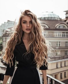 Beautiful Curls, Long Blonde, Long Blonde Hair, Pixie Cuts, Long Curly Hair, Long Curly, Curly Hairstyle, Brazilian Hair, Hair Bundles