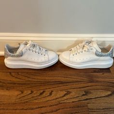 Alexander Mcqueen Sneakers With Glittler Detail Size 40 Shoes Alexander Mcqueen, Alexander Mcqueen White, Alexander Mcqueen Sneakers, Mcqueen Shoes, Mcqueen Sneakers, Alexander Mcqueen Shoes, Womens Shoes Sneakers, Alexander Mcqueen, Alexander