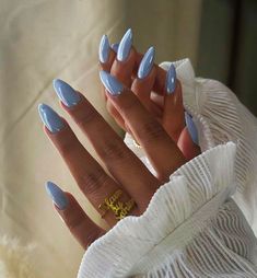 White Chrome Nails, Blue Chrome Nails, April Nails, Light Blue Nails, Baby Blue Nails, Chrome Nail Art, Milky Nails, Chrome Nails Designs, Blue Chrome