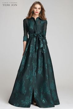 Teri Jon :: Metallic Jacquard Shirtdress Gown with Floral Print Teri Jon, Evening Skirts, Floral Print Skirt, Elegantes Outfit, Little White Dresses, Groom Dress, Shirtdress, Designer Wedding Dresses, Dress With Bow