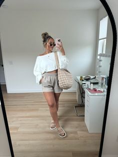 Crop It Like It's Hot curated on LTK Cute And Comfy Summer Outfits, Summer Cozy Outfit, Trendy Mom Outfits Spring, Young Mom Outfits Summer, Cozy Outfit Summer, Summer Outfits Comfy, Short Ootd, Staple Outfits, Young Mom Outfits