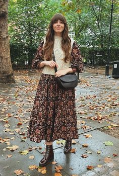 Winter Outfits Church, Emmy Red Carpet, Emmys Red Carpet, Farm Clothes, The Emmys, Fall Winter Wardrobe, Style Crush, Outfit Combinations, Outfit Inspo Fall