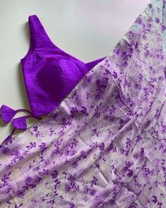 Costumes Dress Saree, Saree Bollywood, Digital Flower, Purple Saree, Bollywood Party, Sari Dress