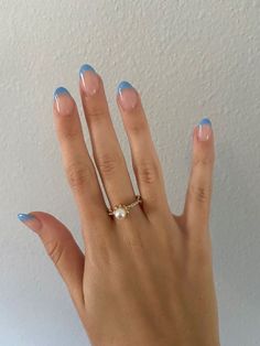 Blue Dip Nails, Unghie Sfumate, Kutek Disney, Summery Nails, Polygel Nails, Casual Nails, Classy Acrylic Nails, Short Acrylic, Cute Gel Nails