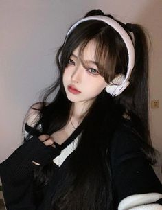 Girl With Headphones, Uzzlang Girl, Girl Face, Ulzzang Girl, Aesthetic Girl