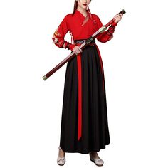 Chinese Warrior Outfit, Traditional Samurai Clothing, Japanese Female Samurai Outfit, Chinese Swordsman, Black And Red Hanfu Men, Chinese Swordsman Hanfu, Art Performance, Female Samurai, Traditional Embroidery