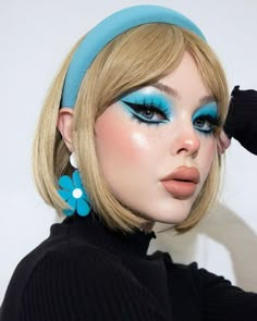 Blue 60s Makeup, Blue 70s Makeup, Mod Makeup 60s, 70s Glam Makeup, 70s Eye Makeup, 70s Nails, 1970s Makeup