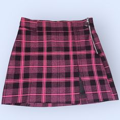 Description: Bershka Plaid Mini Skirt. In Great Condition And Has Never Been Worn. Basically Brand New Without Tags. Skirt Is Stretchy And Is Comfortable To Wear. Zips Up On The Side For An Easy Put On. Made In Turkey. Brand: Bershka Size: Medium Fitted Pink Mini Skirt For School, Trendy Pink Skort For School, Edgy Fitted Pink Skirt, Edgy Pink Fitted Skirt, Edgy Pink Skirt For Spring, Edgy Pink Spring Skirt, Plaid Mini Skirt, Plaid Skirt, Put On