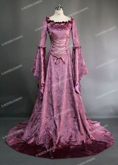 Purple Velvet Medieval Dress D2009 - D-RoseBlooming Mideval Dress, Medieval Dress Princess, Medieval Wedding Dress, Medieval Dresses, Medieval Gown, Fantasy Dresses, Royal Dresses, Medieval Costume, Fantasy Gowns