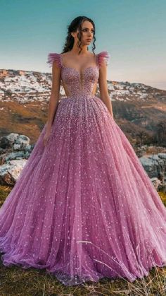 Sparkly Prom Dresses Ball Gown, Sweet 16 Dresses Corset Top, Pagent Dresses For Women, Sleeveless Ball Gown, Dress With Beads, Ball Gown Prom Dress, Fest Outfits, Tulle Evening Dress, Floor Length Prom Dresses