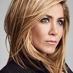 Medium Blonde Hair, Jennifer Aniston Hair, Square Face Hairstyles, Hair Color Highlights, Brown Blonde Hair, Trendy Hair, Celebrity Hairstyles, Hair Today, Great Hair