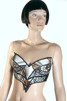 cybergoth corset top, sci fi costume top,lady ga bra,rave bra , cyberpunk, steampunk, futuristic clothing, fusion bra Armour Corset, Steampunk Futuristic, Gold Armour, Futuristic Costume, Futurism Fashion, Sci Fi Costume, Space Costumes, Cyberpunk Steampunk, Space Fashion