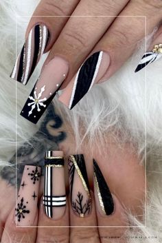 Elevate your holiday look with these 40+ stunning black Christmas nail designs! Whether you prefer long or short nails, acrylic or gel, we've got creative ideas for every nail shape. Get inspired with these amazing nail art designs featuring shades of white, red, gold, green, and silver. From cute and simple to bold and intricate, we've got everything you need to complete your winter look. Don't miss out on these amazing ideas and get ready to show off your stunning black Christmas nail designs. Black Christmas Nails, Winter Nails Acrylic, Dope Nail Designs, Coffin Shape Nails, Christmas Nails Acrylic, White Nail, Xmas Nails, Black Christmas