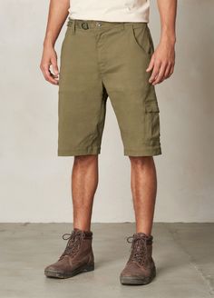 I love the prAna Stretch Zion Short! Check it out and more at www.prAna.com Summer Outfit, Short Pants, Cargo Shorts, Check It Out, Stretch Fabric, Mens Short, Summer Outfits, Shop Now, I Love