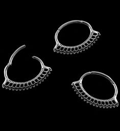 Size: 16 gauge.Sold individually (1 piece).316L stainless steel.Inner width diameter: 11mm.Inner height diameter: 8mm Total Width: 18mm (11/16"). Septum Clicker, Conch Piercing, Septum Piercing, Polished Stainless Steel, Size 16, 1 Piece, Stainless Steel, Free Shipping