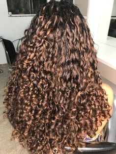 Pretty Haircolors, Crimped Hair, Dyed Natural Hair, Goddess Hairstyles, Natural Curls Hairstyles