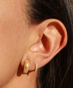 Details: Gold-filled and textured for the perfect finish, these 14mm hoops will add just the right touch of style to your everyday look. They're lightweight and minimal, so your ears wont feel weighed down! * Sold as pair * 16k Gold Filled * 14mm Hoops ►GOLD FILLED: If you have been on the search for everyday gold jewelry that doesn't tarnish but affordable, gold filled is the best choice! Gold filled jewelry is second best after solid gold jewelry. *Our Gold filled jewelry has an outer layer of Dainty Yellow Gold Brass Hoop Earrings, Small Hoop 14k Gold-filled Earrings, Trendy 14k Gold-filled Yellow Gold Hoop Earrings, Everyday Jewelry Gold, Elegant Gold-tone 14k Gold-filled Hoop Earrings, Hypoallergenic 14k Gold-filled Hoop Earrings, Wedding Bridal Jewellery, Solid Gold Jewelry, Gold Hoops