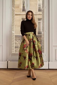 Midi Skirts Ideas, Winter Outfits With Midi Skirts, Skirt Outfit Wedding Guest, Winter Midi Skirt Outfit, Ali Gordon, Lydia Millen, Boho Fall Outfits, Skirt Ootd