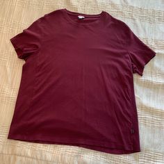 Very Nice T-Shirt Never Worn Color Is Maroon Sides Of Shirt Has Breathable Material Calvin Klein Tshirt, Tshirt Colors, Color Purple, Cool T Shirts, Calvin Klein, Tee Shirts, Mens Shirts, Man Shop, Purple