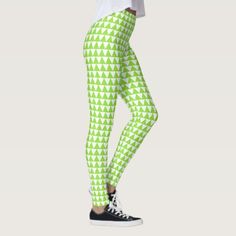 Modern Chic Stylish Green White Pattern Fashion Leggings #Halloween #costumes #cosplay Colorful Workout Outfits, Fashion Leggings, Pattern Leggings, Gingham Pattern, Gym Style, Gym Leggings, Running Tights, Gingham Check