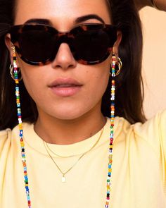 Eyeglass chain. You can wear them behind your neck, classic-style, or just dangling in front, like a hat strap. Color: multicolor Length: 70cm/27.6inch Glasses Cord, Sunglasses Cord, Eyewear Chain, Eyeglass Necklace, Glasses Strap, Sunglasses Strap, Beaded Necklace Diy, Sunglass Chain, Eyeglass Chain