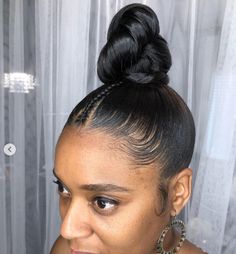 Bun With Tendrils Top Knot, Top Knot Bun African American, Braids On Relaxed Hair, Top Knot Bun Black Women, Shaddah Elyse, Top Bun Hairstyles For Black Women, Curly Top Knot Bun, Cute Hairstyles Natural, Queen Hairstyles