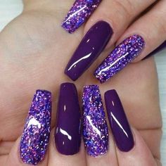 Purple Fall Acrylic Nails, Dark Purple Glitter Nails, Dark Purple Nails With Glitter, Purple Nail Art Designs, Dark Purple Nails, Purple Glitter Nails, Purple Nail Art, Nagellack Trends, Purple Acrylic Nails