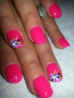 May Nail Designs 2024, Hot Pink Nails With Flower Design, Hot Pink Daisy Nails, Hot Pink Nails Flower Design, May Nail Designs, Summer Flower Nails 2024, Spring Floral Nails 2024, Pink Sparkly Nails, Glitter Toe Nails