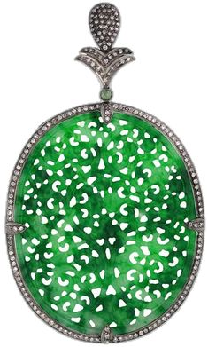 Oval Green Jewelry With Pave Setting, Green Oval Jewelry With Pave Setting, Luxury Green Engraved Jewelry, Luxury Engraved Green Jewelry, Luxury Carved Necklaces, Green Oval Carved Necklace, Elegant Oval Carved Necklaces, Elegant Oval Carved Necklace, Jade Carving