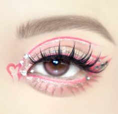 Kawaii Make Up Ideas, Kawaii Aesthetic Makeup, Alora Aesthetic, Shower Makeup, Eye Makeup Images, Light Makeup Looks, Makeup Brushes Guide