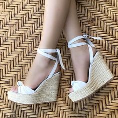 Cute Sandals Aesthetic, Wedge Shoes Outfits, Summer Outfits With Heels, Wedges Aesthetic, Wedge Heels Outfit, Summer Shoes Aesthetic, Summer Wedges Shoes, Cute Sandals For Summer