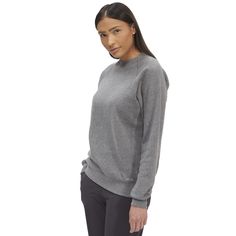 evo.com | Season Sweatshirts > Simple, subdued style is in-style and the Season Lolo Raglan Crew Unisex Sweatshirt is a great example! Made from 100% cotton with minimal branding details, the Lolo Raglan Crew is work-from-home comfy while still being afternoon-errand ready. 100% Cotton | Season Lolo Raglan Crew Unisex Sweatshirt 2022 - Large Gray | Cotton Minimal Branding, Crew Sweatshirts, Grey Cotton, Unisex Sweatshirt, Open Shoulder Tops, Turtle Neck, Branding, Sweatshirts Hoodie, Sweatshirts