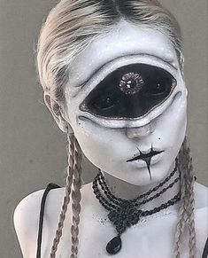 Celestial Face Paint, Celestial Beings, Edgy Makeup, Fx Makeup, Goth Makeup, Sfx Makeup, Arte Inspo