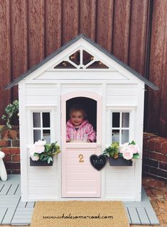 Playhouse Makeover